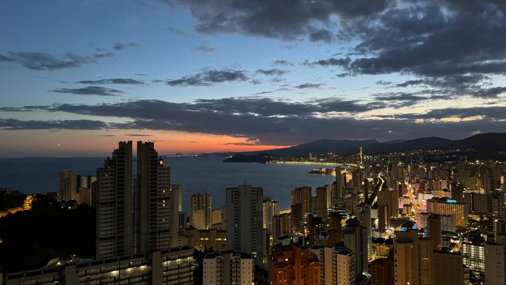 Planta 28 - 2 Dormitorios Con Vistas 貝尼多姆 外观 照片